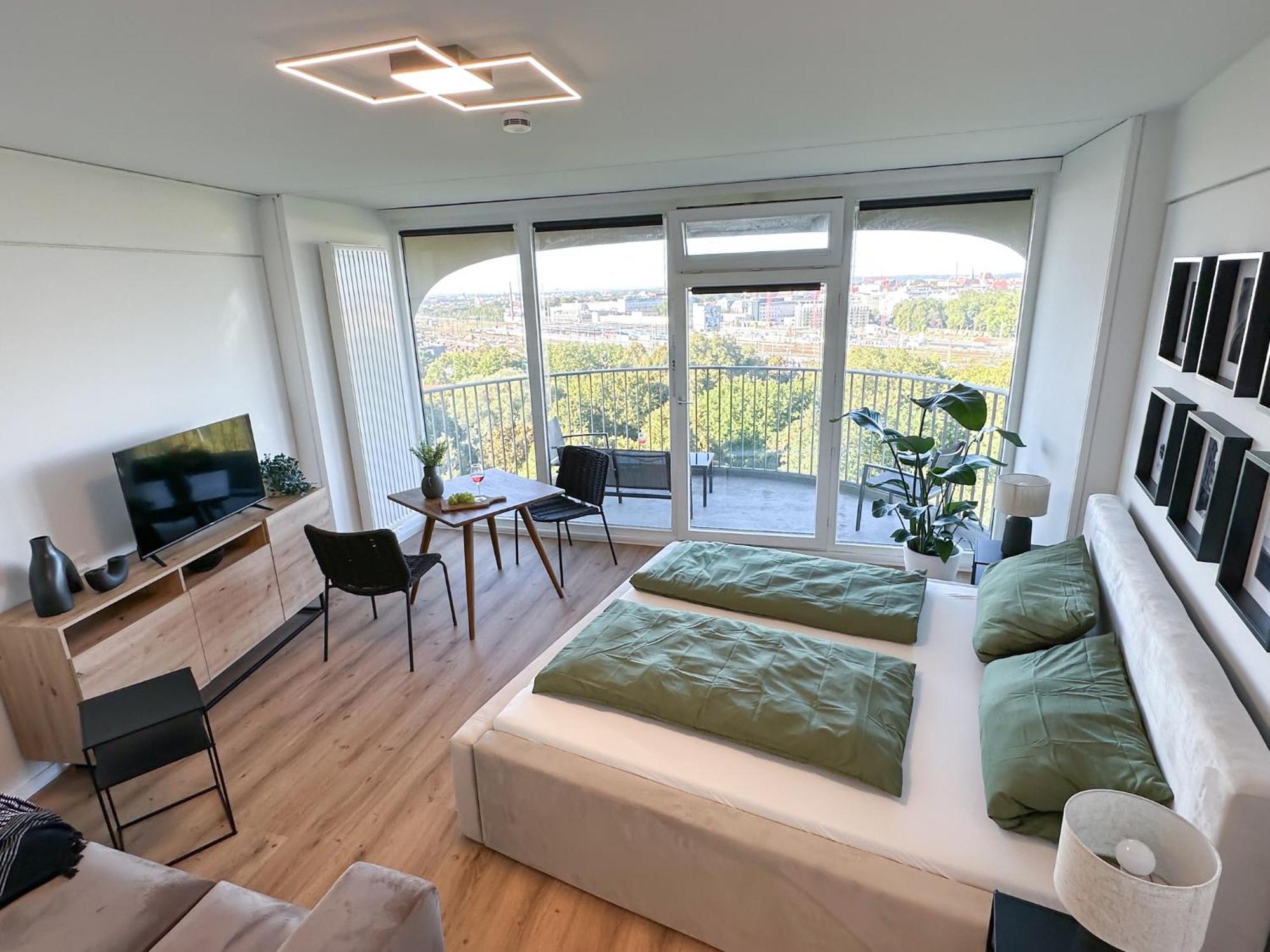Helles Apartment Mit Tollem Blick Ueber 奥格斯堡 外观 照片