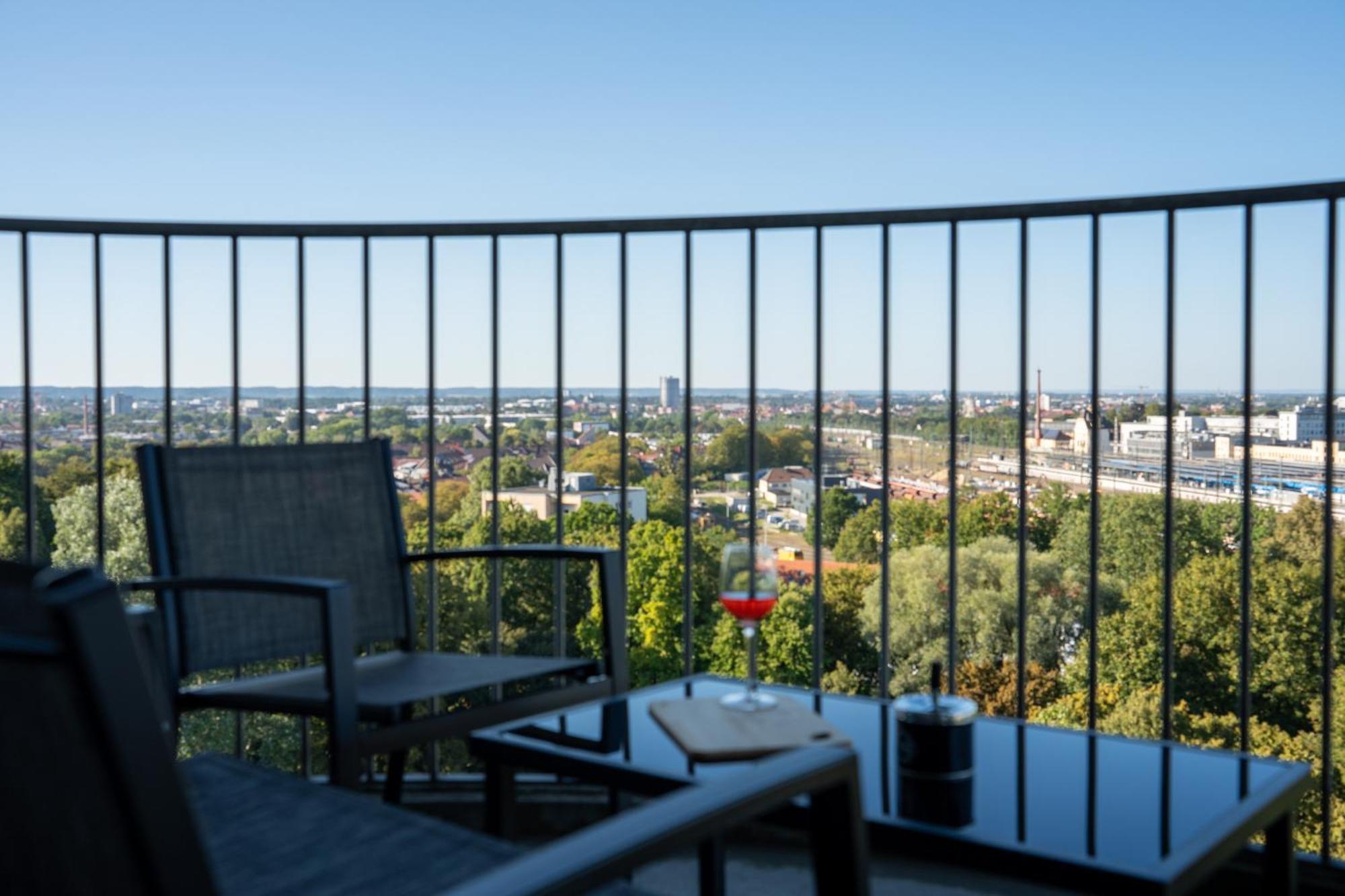 Helles Apartment Mit Tollem Blick Ueber 奥格斯堡 外观 照片